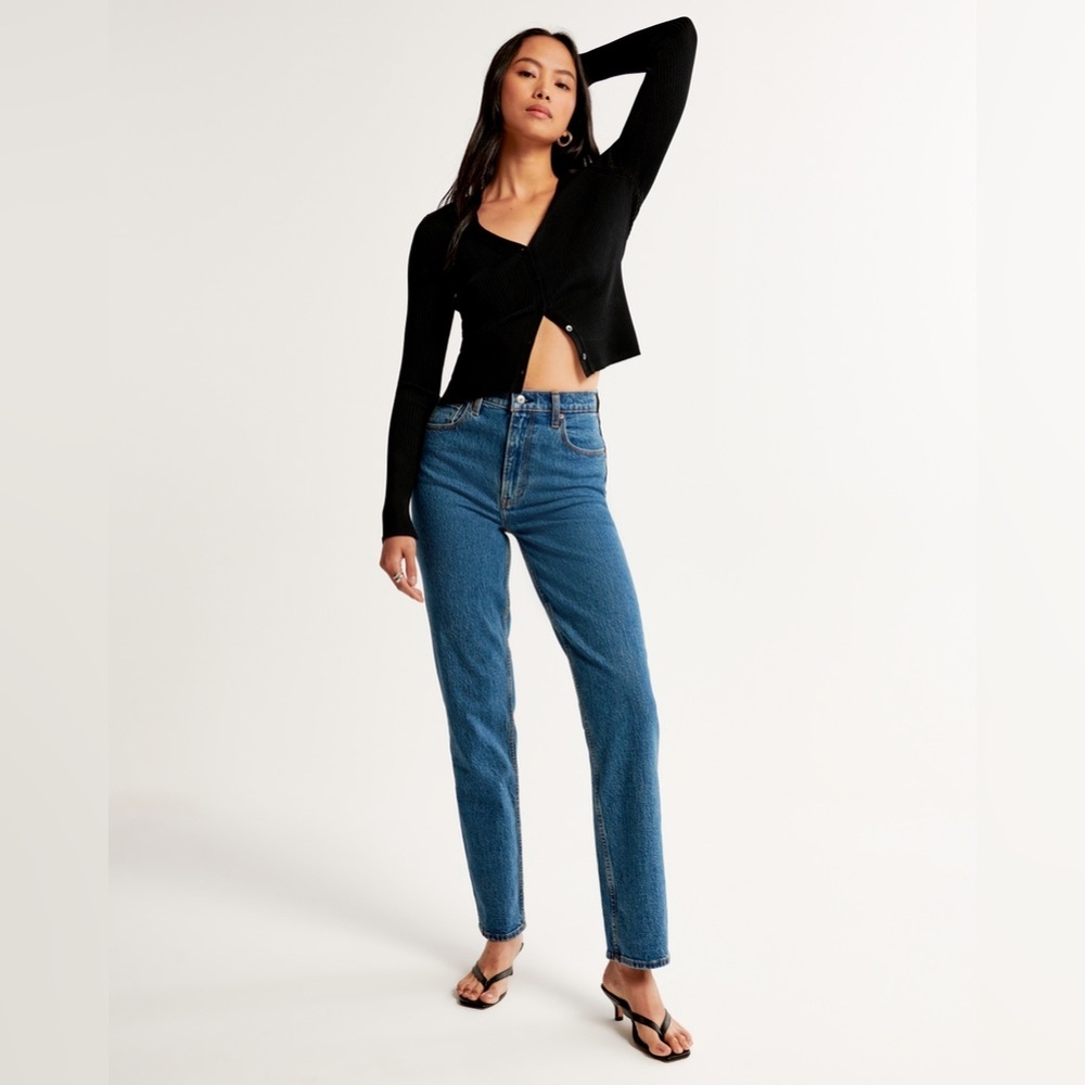 ABERCROMBIE & FITCH 90’S ULTRA HIGH RISE STRAIGHT JEANS